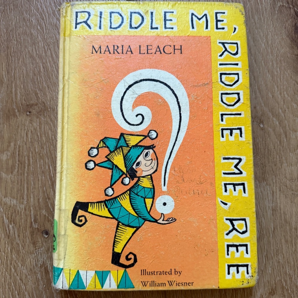 Riddle Me Riddle Me Ree Maria Leach 1970 Vintage Hardcover Childrens Riddle Book